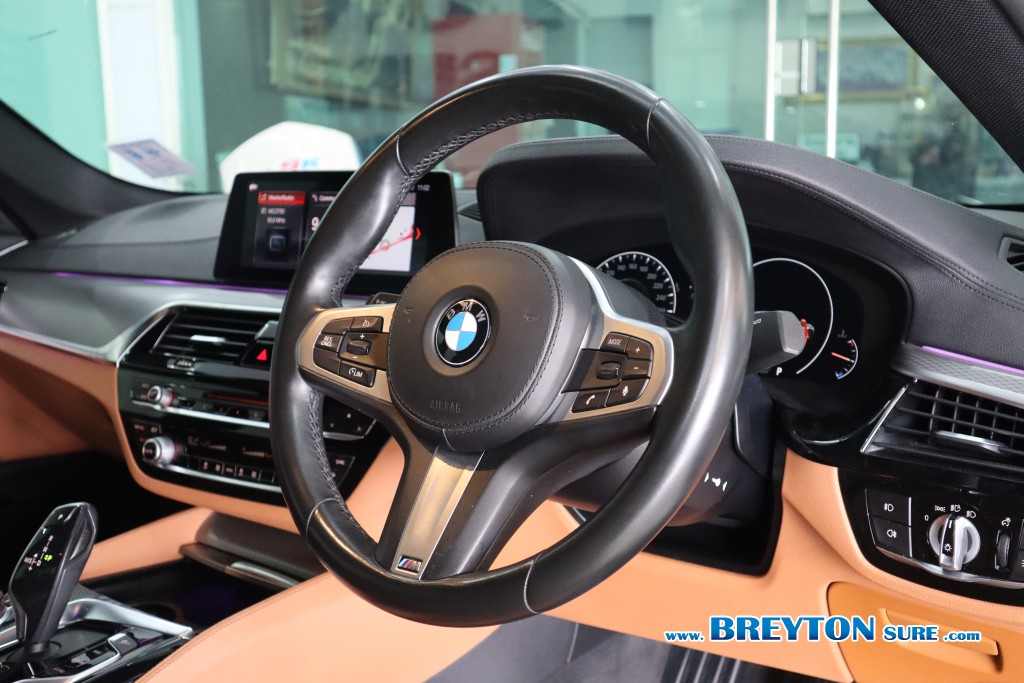 BMW SERIES 5 G30 520d M-Sport AT ปี 2020 ราคา 1,499,000 บาท #BT2024041004 #22