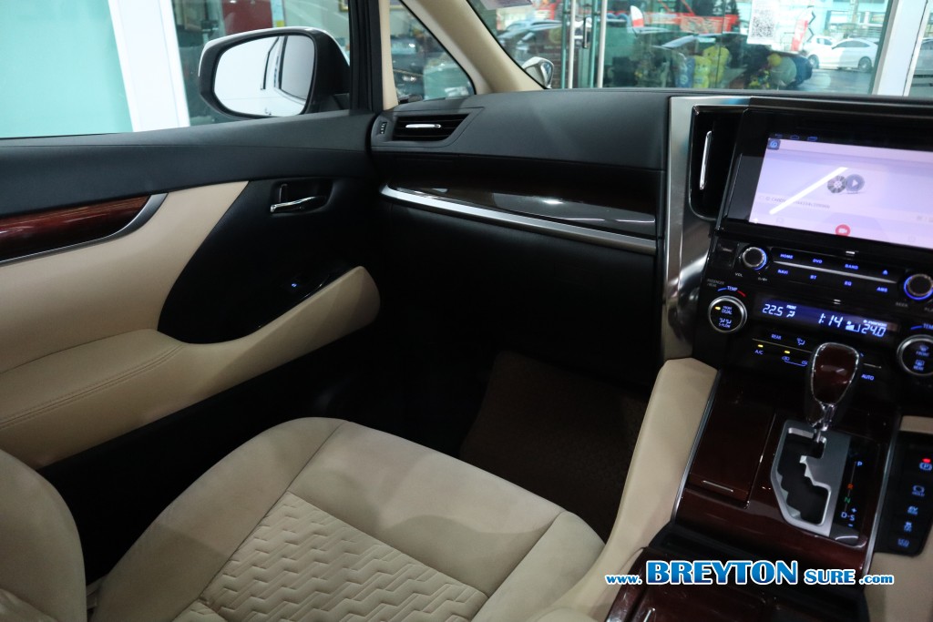 TOYOTA VELLFIRE  HYBRID 2.5 [E-Four] AT ปี 2016 ราคา 1,399,000 บาท #BT2025030902 #24