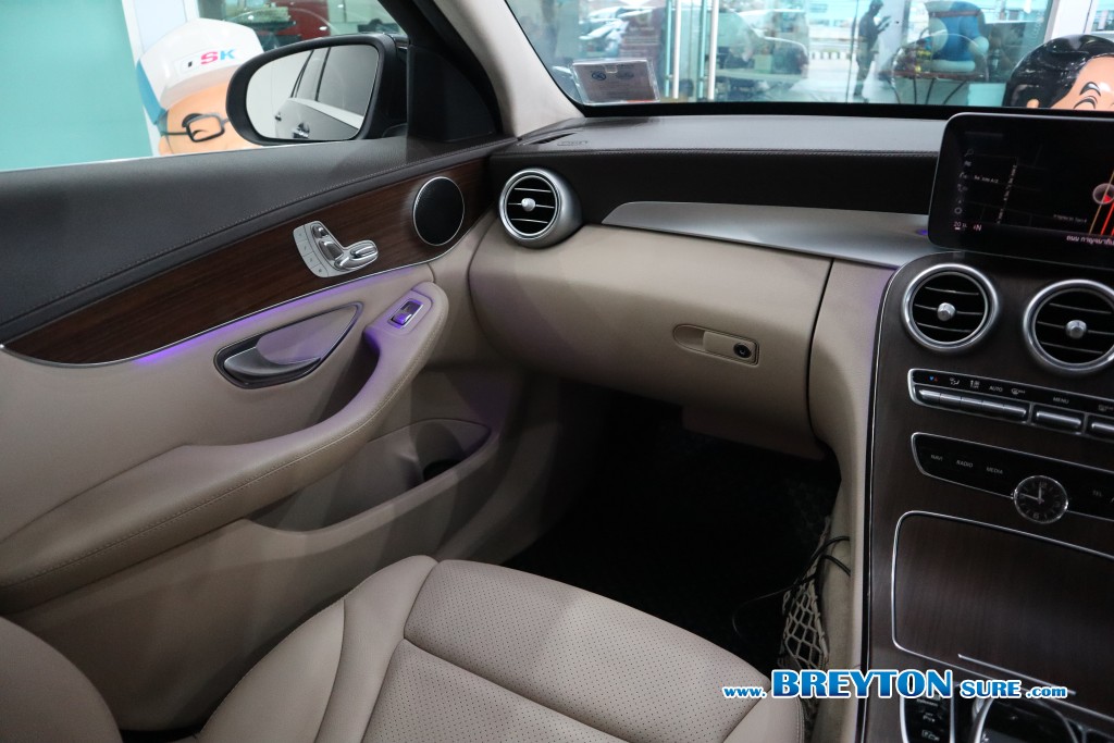 MERCEDES-BENZ C-CLASS W 205 C 220d Exclusive AT ปี 2019 ราคา 1,089,000 บาท #BT2025051503 #20