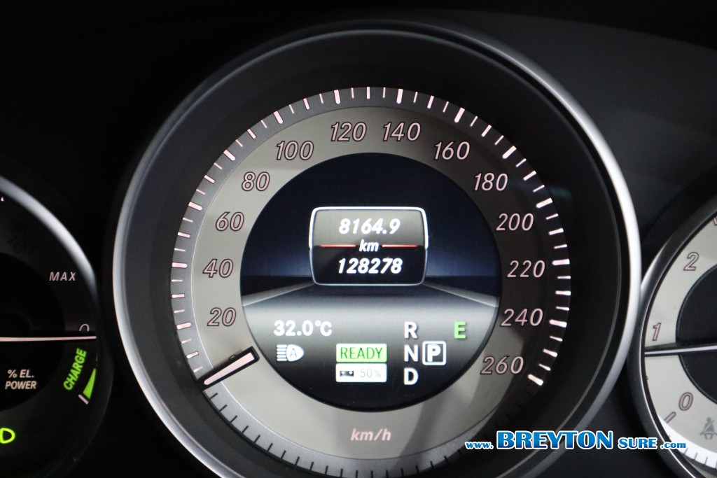 MERCEDES-BENZ E-CLASS W 212 E 300 [BlueTEC HYBRID] AT ปี 2015 ราคา 499,000 บาท #BT2025051601 #13