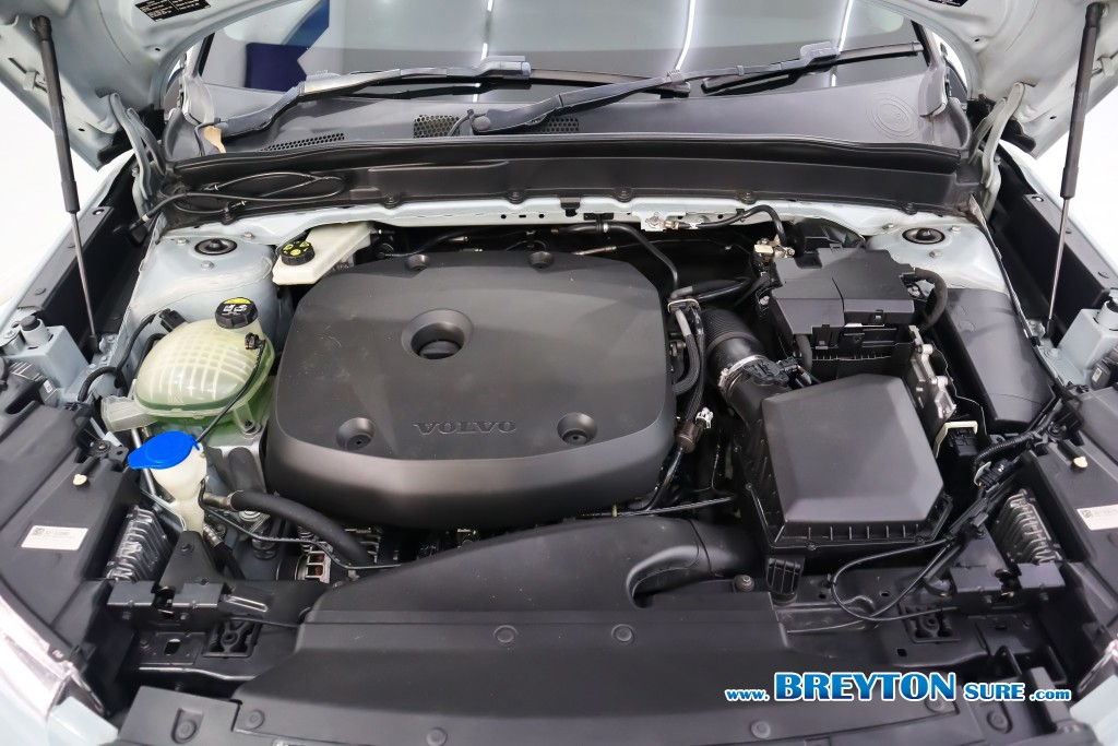 VOLVO XC 40  T4 Momentum AT ปี 2019 ราคา 799,000 บาท #BT2025051701 #8
