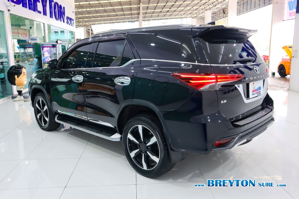 TOYOTA FORTUNER  2.8 TRD Sportivo 2wd AT ปี 2019 ราคา 949,000 บาท #BT2025070301 #5