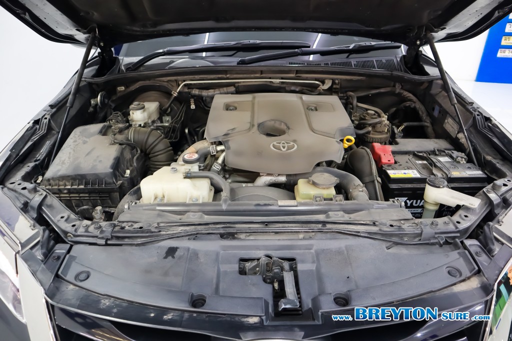 TOYOTA FORTUNER  2.8 TRD Sportivo 2wd AT ปี 2019 ราคา 949,000 บาท #BT2025070301 #8
