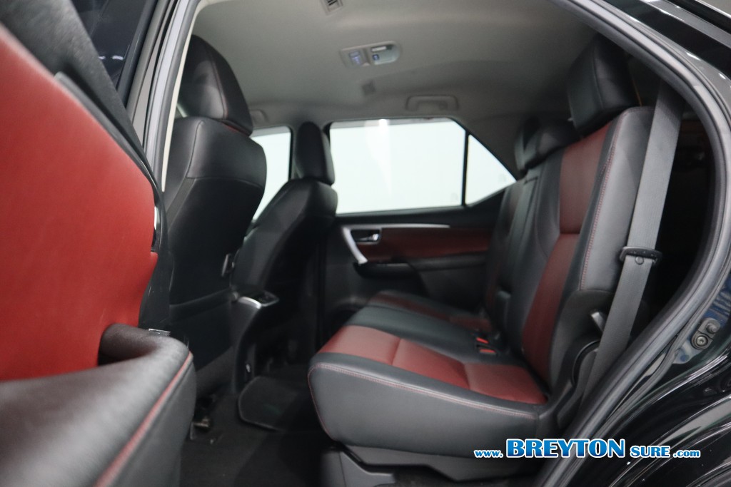 TOYOTA FORTUNER  2.8 TRD Sportivo 2wd AT ปี 2019 ราคา 949,000 บาท #BT2025070301 #11