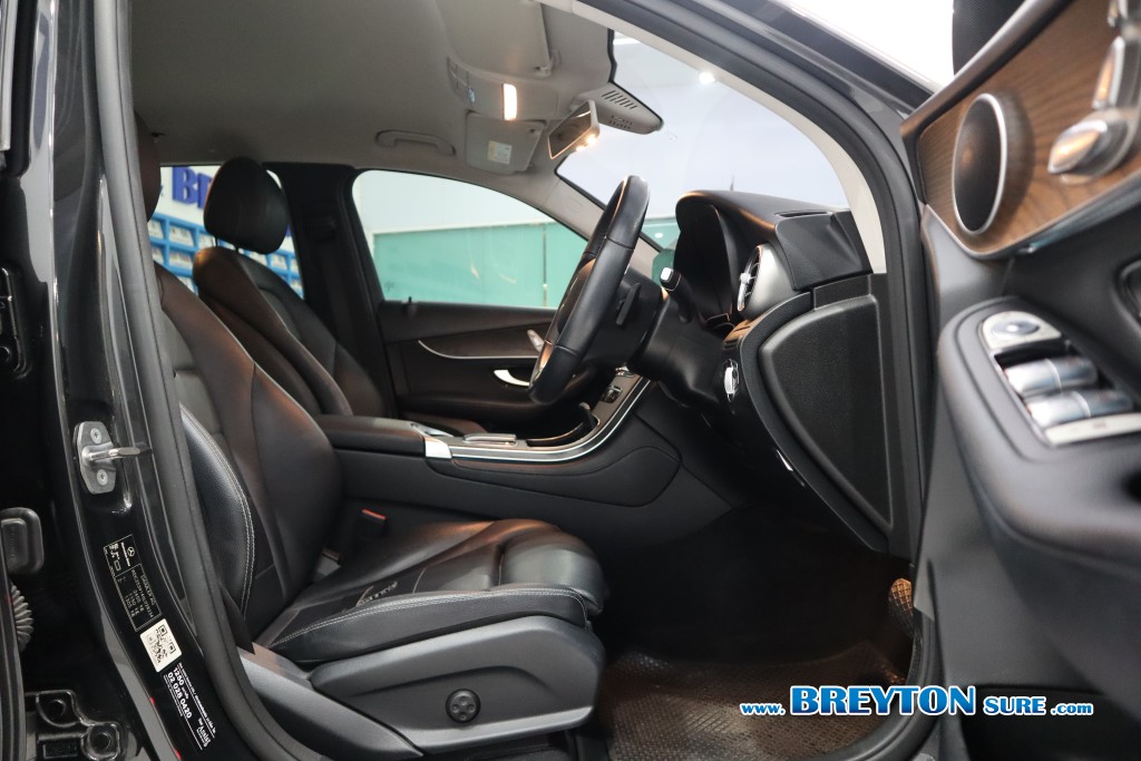 MERCEDES-BENZ GLC-CLASS W 253 GLC 220d Off-Road AT ปี 2020 ราคา 1,599,000 บาท #BT2025070601 #9