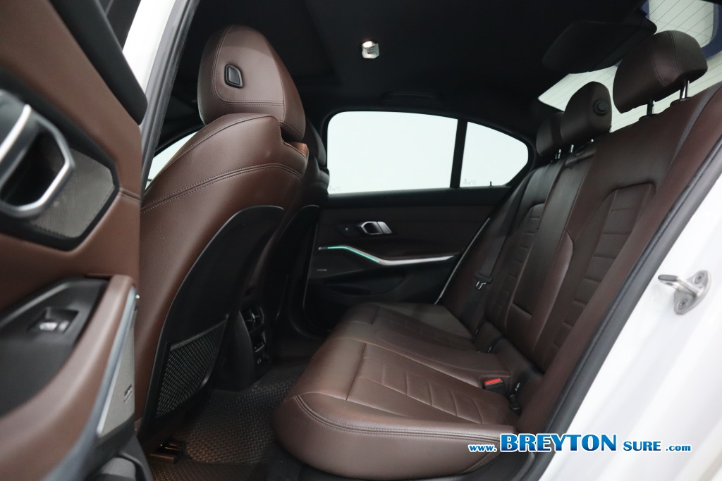 BMW SERIES 3 G20 330e Plug-in Hybrid AT ปี 2020 ราคา 1,099,000 บาท #BT2025070902 #10