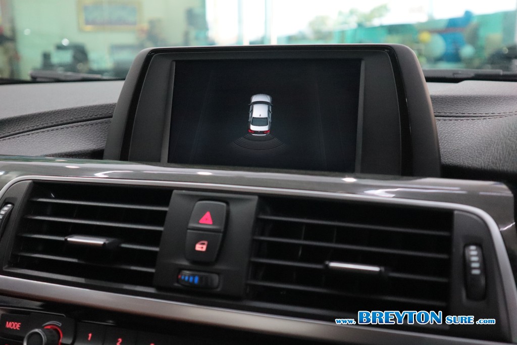 BMW SERIES 3 F30 320d Iconic AT ปี 2019 ราคา 729,000 บาท #BT2025080302 #17