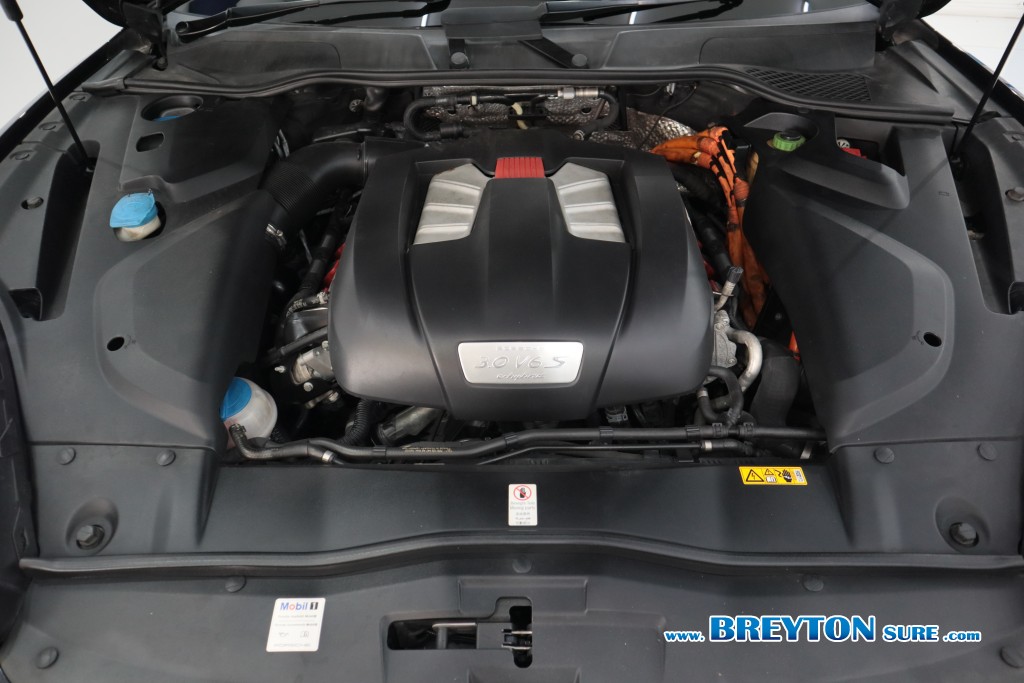 PORSCHE CAYENNE S  E-Hybrid 3.0 V6 AT ปี 2016 ราคา 1,699,000 บาท #BT2025080601 #8