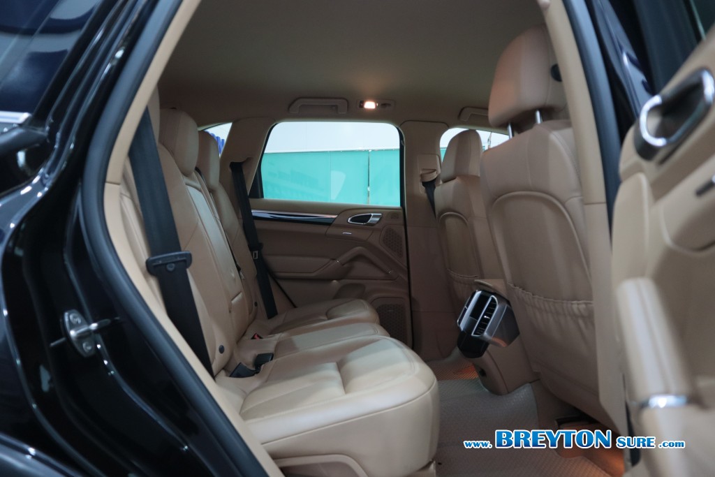PORSCHE CAYENNE S  E-Hybrid 3.0 V6 AT ปี 2016 ราคา 1,699,000 บาท #BT2025080601 #10