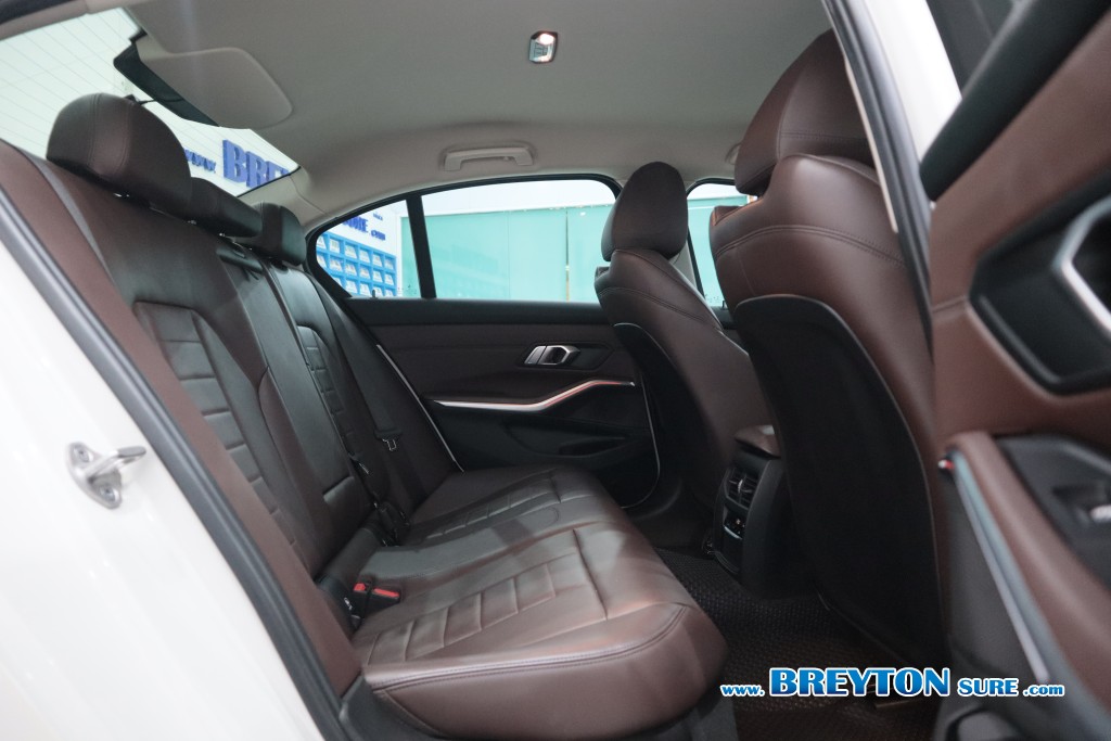 BMW SERIES 3 G20 320d Sport AT ปี 2023 ราคา 1,259,000 บาท #BT2025080901 #10