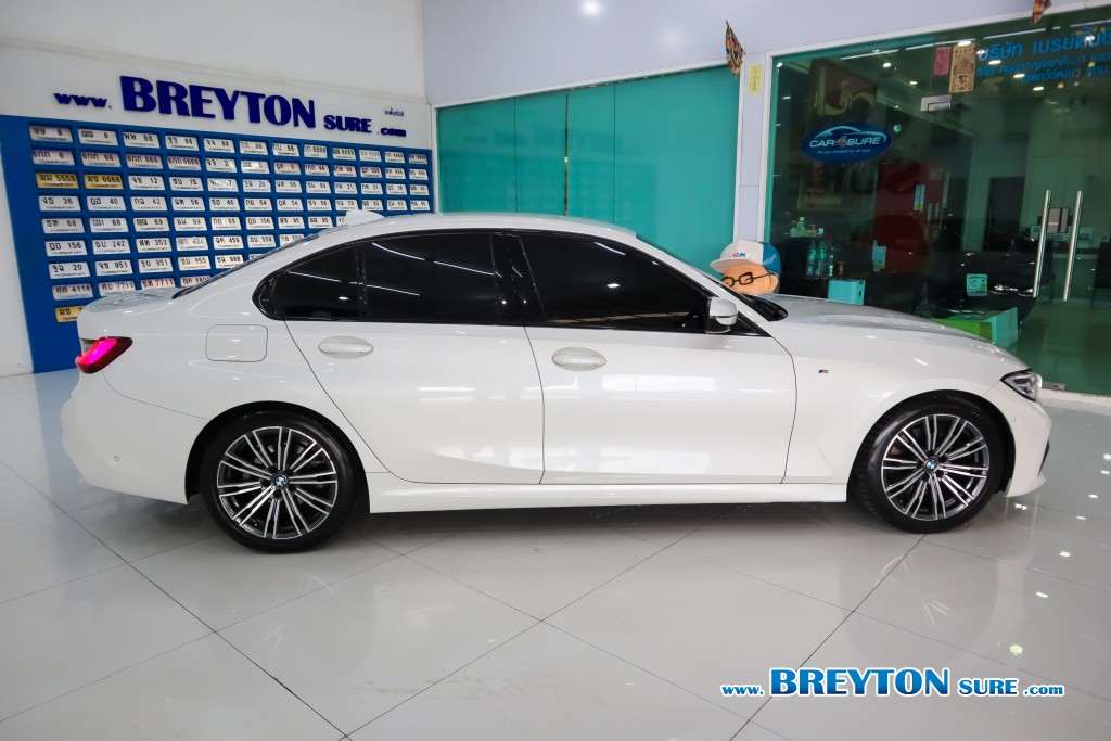 BMW SERIES 3 G20 320d M Sport AT ปี 2022 ราคา 1,359,000 บาท #BT2025081302 #3