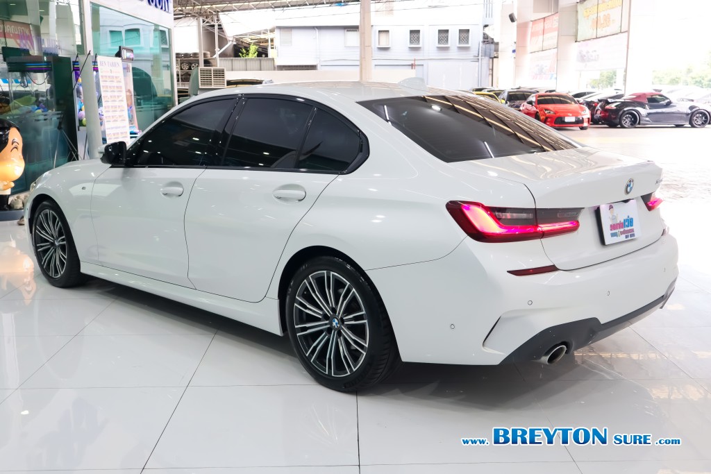 BMW SERIES 3 G20 320d M Sport AT ปี 2022 ราคา 1,359,000 บาท #BT2025081302 #5