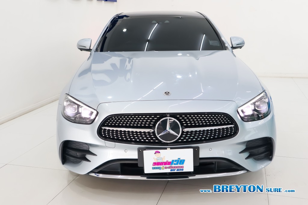 MERCEDES-BENZ E-CLASS W 213 E300e AMG Dynamic AT ปี 2023 ราคา 1,859,000 บาท #BT2025082302 #2