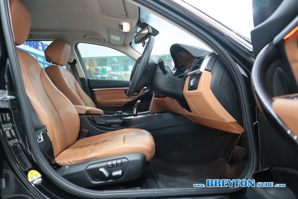 BMW SERIES 3 F30 320d Iconic AT ปี 2018 ราคา 699,000 บาท #BT2025090602 #9