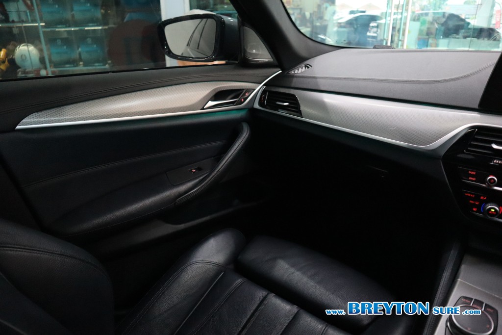 BMW SERIES 5 G30 530i M-sport AT ปี 2017 ราคา 1,059,000 บาท #BT2025090702 #23