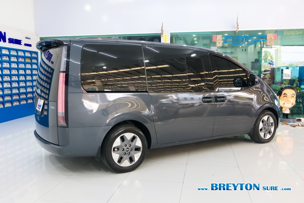 HYUNDAI STARIA  2.2 SEL AT ปี 2022 ราคา 1,159,000 บาท #BT2025092102 #3