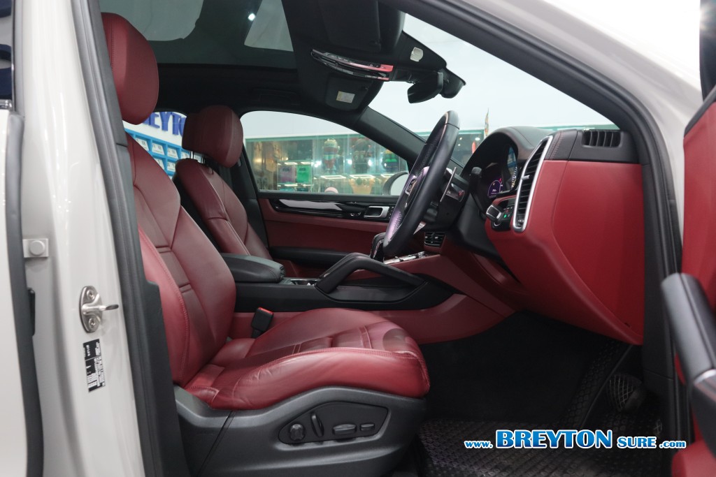 PORSCHE CAYENNE  3.0 E-Hybrid Coupe AT ปี 2023 ราคา 4,599,000 บาท #BT2025092301 #9