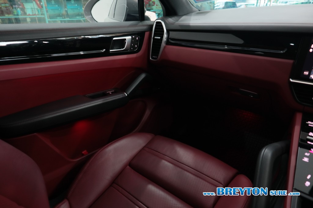PORSCHE CAYENNE  3.0 E-Hybrid Coupe AT ปี 2023 ราคา 4,599,000 บาท #BT2025092301 #21