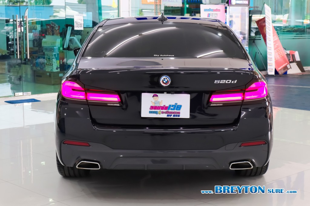 BMW SERIES 5 G30 520d M-Sport Lci AT ปี 2023 ราคา 1,759,000 บาท #BT2025100301 #4