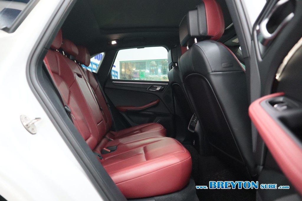 PORSCHE MACAN  2.0 4WD AT4WD. ปี 2024 ราคา 3,799,000 บาท #BT2025101001 #9