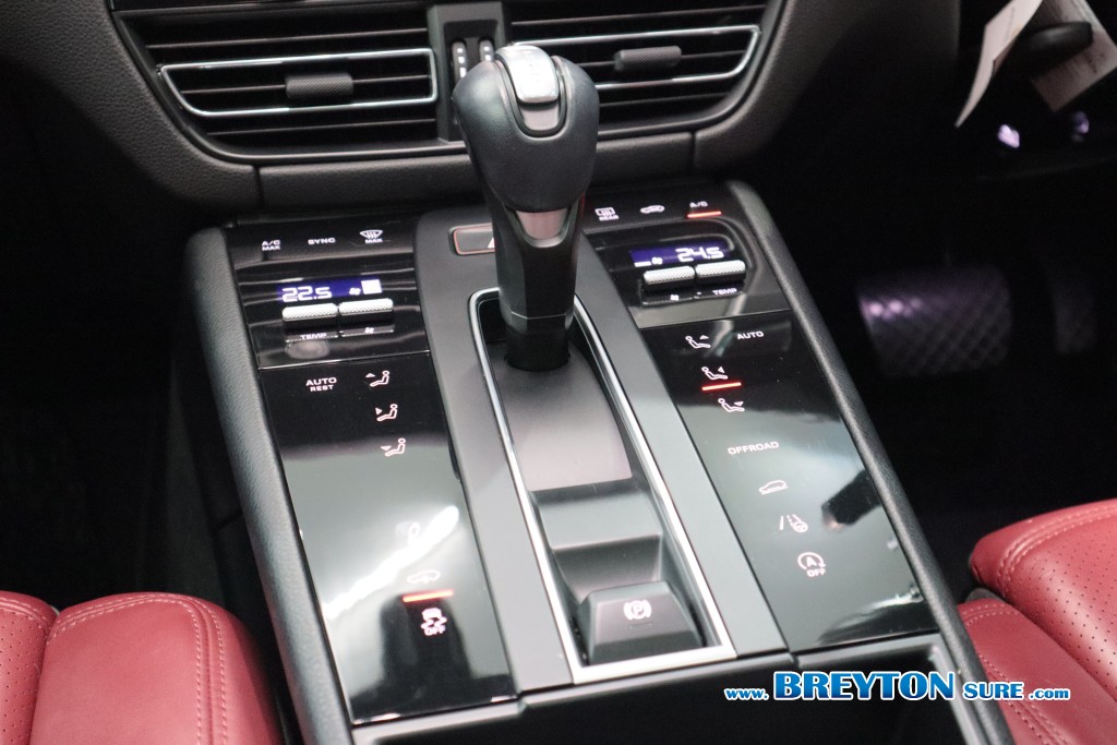 PORSCHE MACAN  2.0 4WD AT4WD. ปี 2024 ราคา 3,799,000 บาท #BT2025101001 #23
