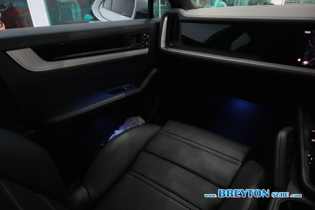 PORSCHE CAYENNE S  E-Hybrid 3.0 AT ปี 2025 ราคา 5,599,000 บาท #BT2025101602 #24