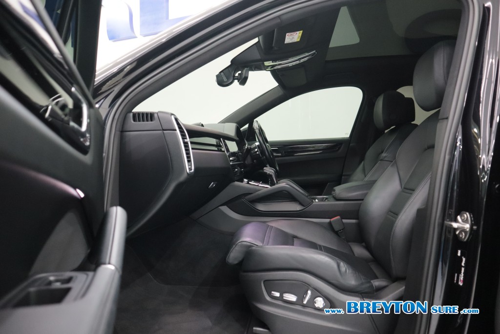 PORSCHE CAYENNE  3.0 E-Hybrid Coupe AT ปี 2021 ราคา 3,799,000 บาท #BT2025102301 #11