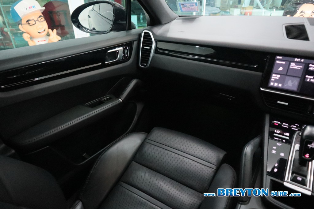 PORSCHE CAYENNE  3.0 E-Hybrid Coupe AT ปี 2021 ราคา 3,799,000 บาท #BT2025102301 #21
