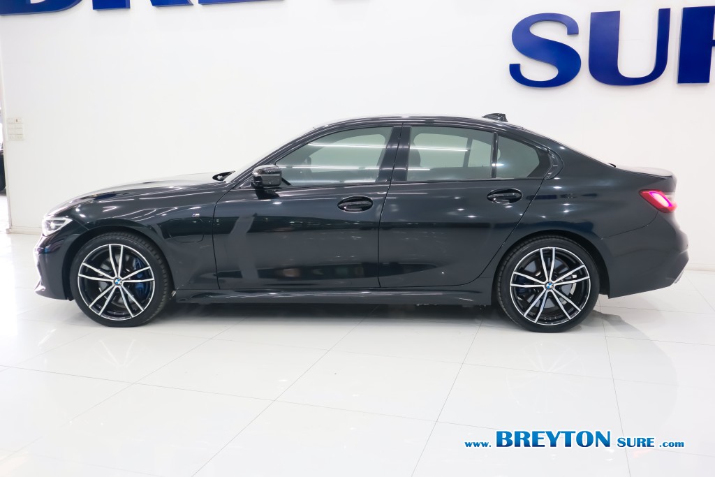 BMW SERIES 3 G20 330e M-Sport AT ปี 2021 ราคา 1,089,000 บาท #BT2025102302 #5