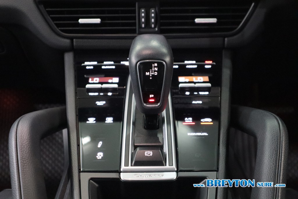 PORSCHE CAYENNE 3.0 E-Hybrid Coupe AT ปี 2022 ราคา 3,999,000 บาท #BT2025103101 #19
