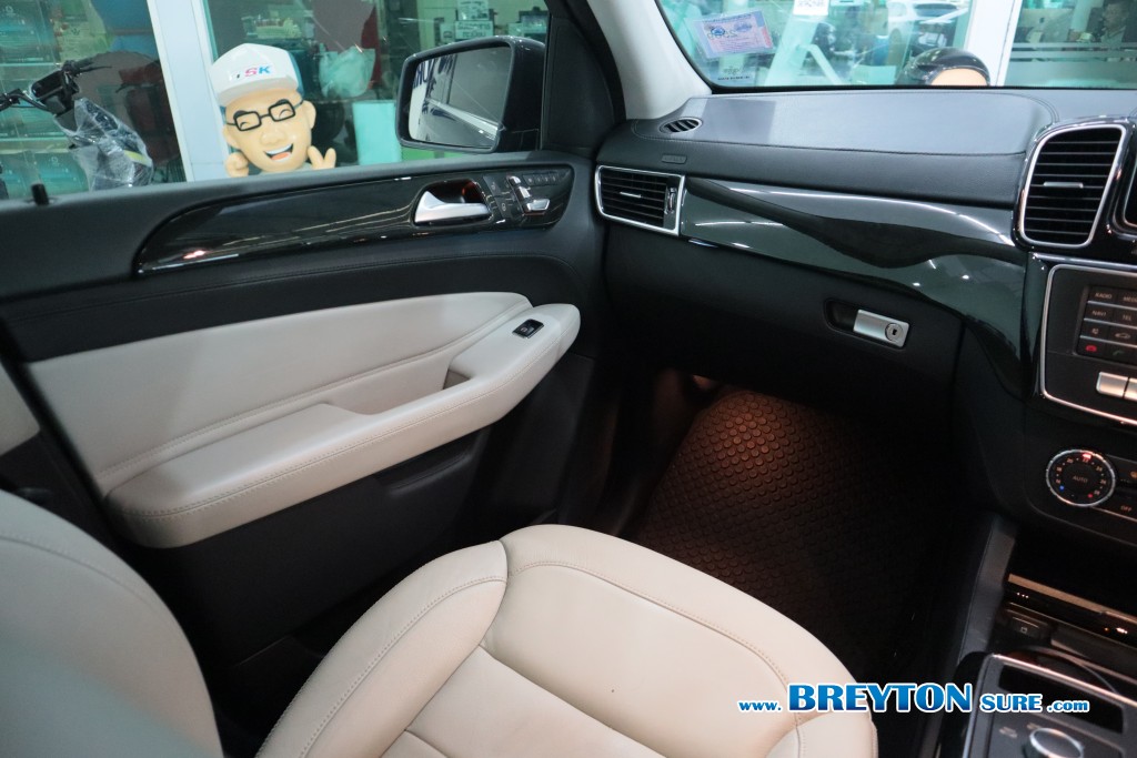 MERCEDES-BENZ GLE-CLASS W166 GLE 250d Exclusive AT ปี 2016 ราคา 1,099,000 บาท #BT2025110502 #20