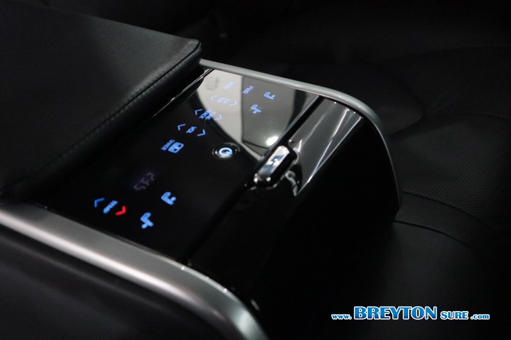 TOYOTA CAMRY 2.5 HV Premium AT ปี 2020 ราคา 839,000 บาท #BT2025111302 #24