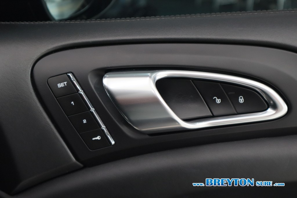 PORSCHE CAYENNE S  E-Hybrid 3.0 V6 AT ปี 2018 ราคา 1,499,000 บาท #BT2025112004 #12