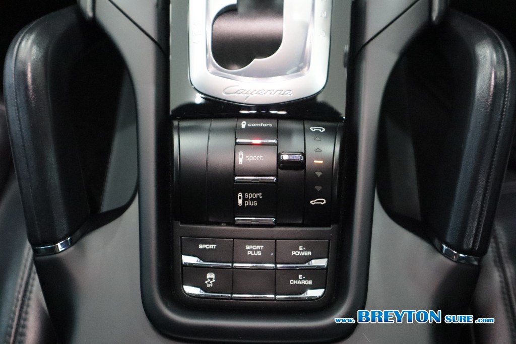 PORSCHE CAYENNE S  E-Hybrid 3.0 V6 AT ปี 2018 ราคา 1,499,000 บาท #BT2025112004 #24