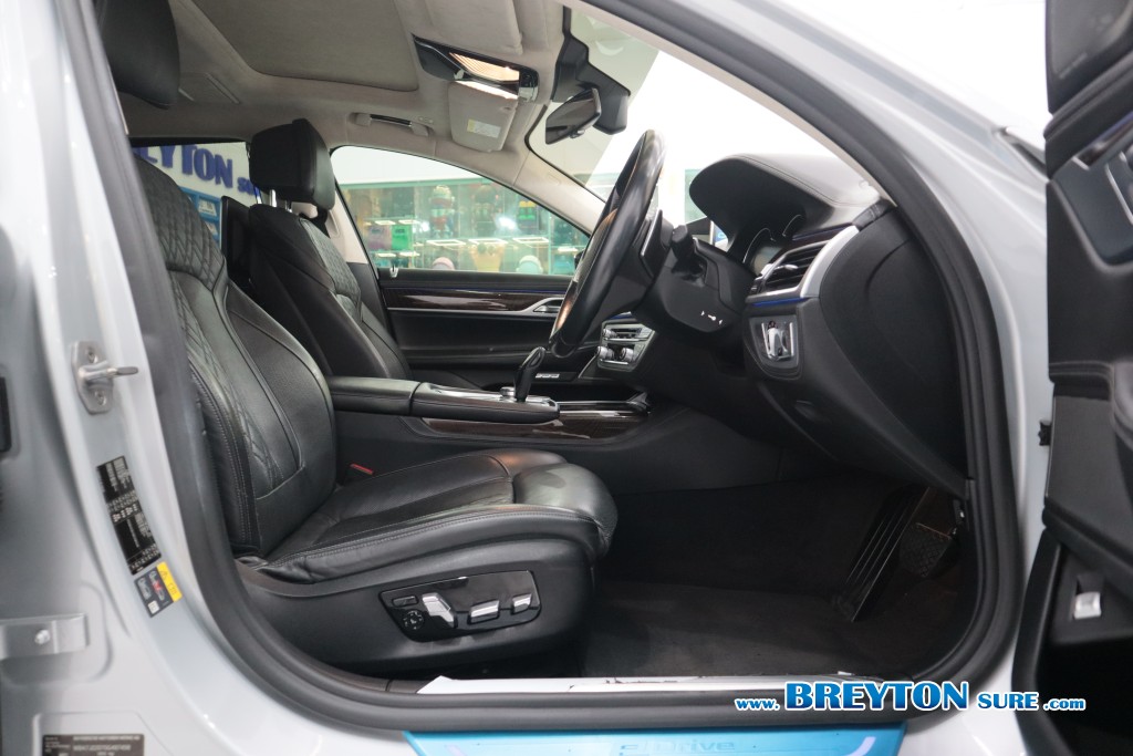 BMW SERIES 7 G12 740Le xDrive iPerformance AT ปี 2019 ราคา 1,189,000 บาท #BT2025112301 #8