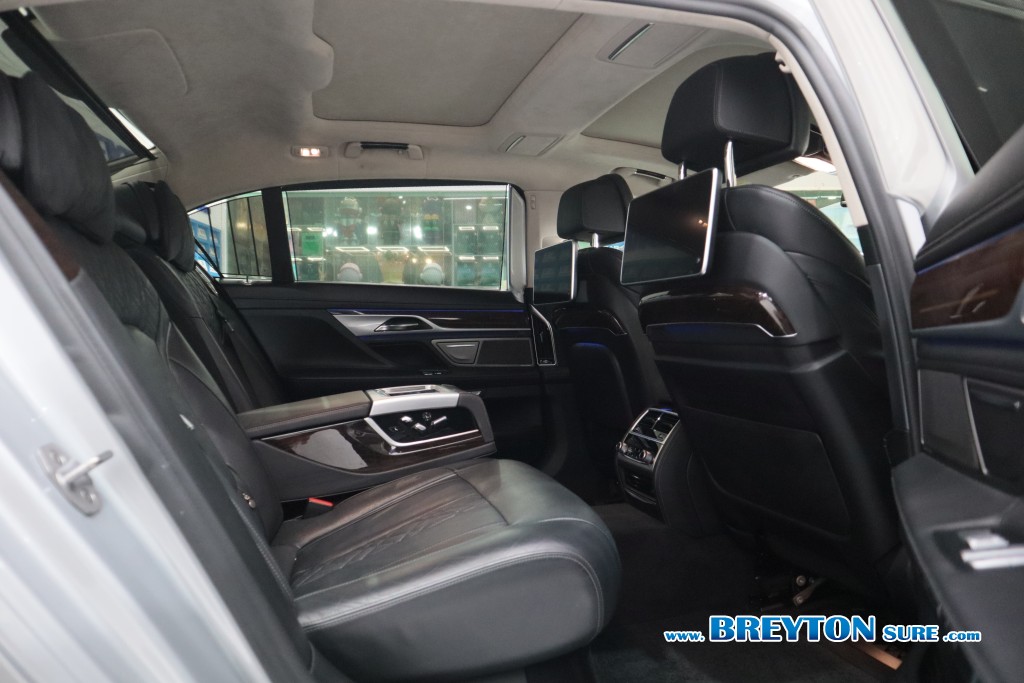 BMW SERIES 7 G12 740Le xDrive iPerformance AT ปี 2019 ราคา 1,189,000 บาท #BT2025112301 #9
