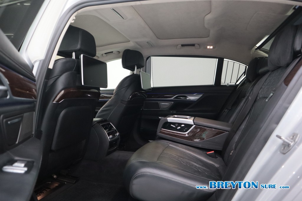 BMW SERIES 7 G12 740Le xDrive iPerformance AT ปี 2019 ราคา 1,189,000 บาท #BT2025112301 #10