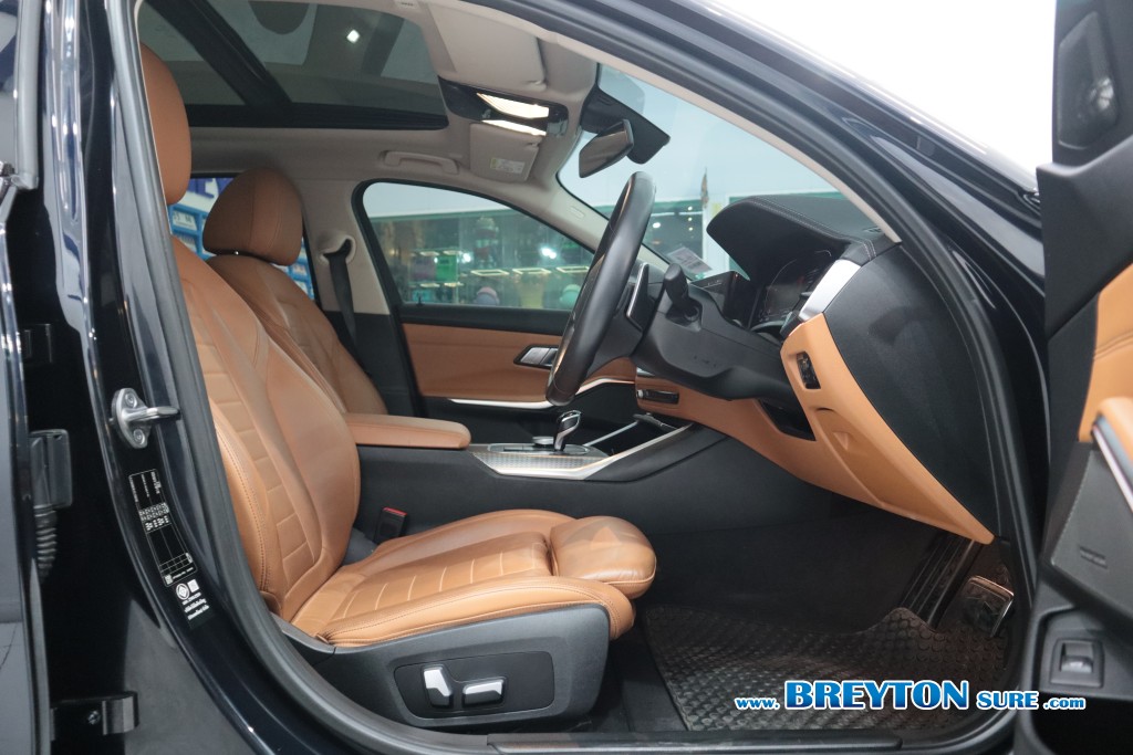 BMW SERIES 3 G28 330Li M-Sport AT ปี 2022 ราคา 1,359,000 บาท #BT2025112603 #9