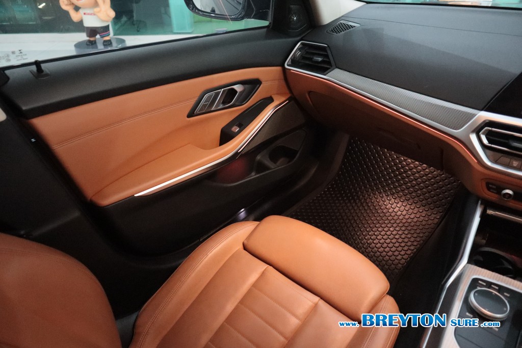 BMW SERIES 3 G28 330Li M-Sport AT ปี 2022 ราคา 1,359,000 บาท #BT2025112603 #24