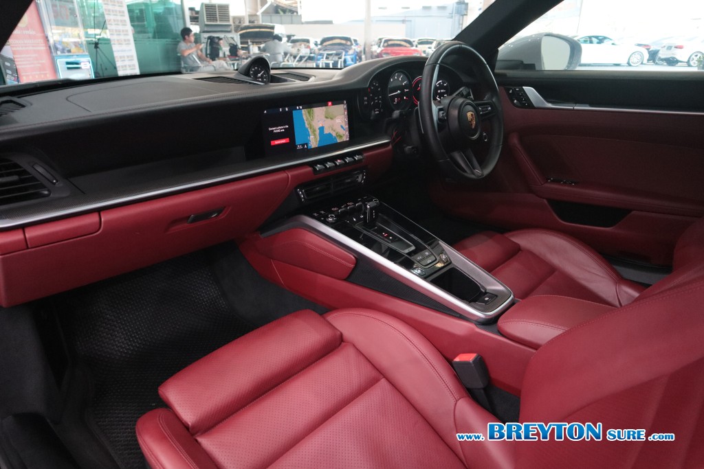 PORSCHE 911 CARRERA S (992) Coupe 3.0 AT ปี 2019 ราคา 7,999,000 บาท #BT2025120301 #19