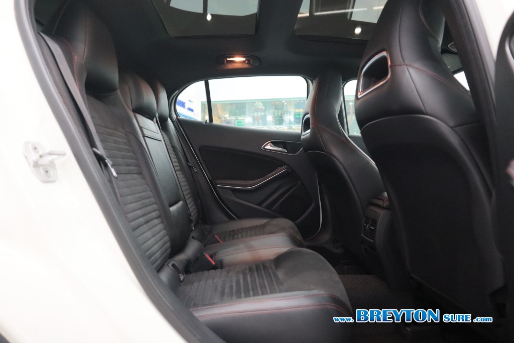 MERCEDES-BENZ GLA-CLASS W156 GLA 250 AT ปี 2017 ราคา 499,000 บาท #BT2025120702 #9