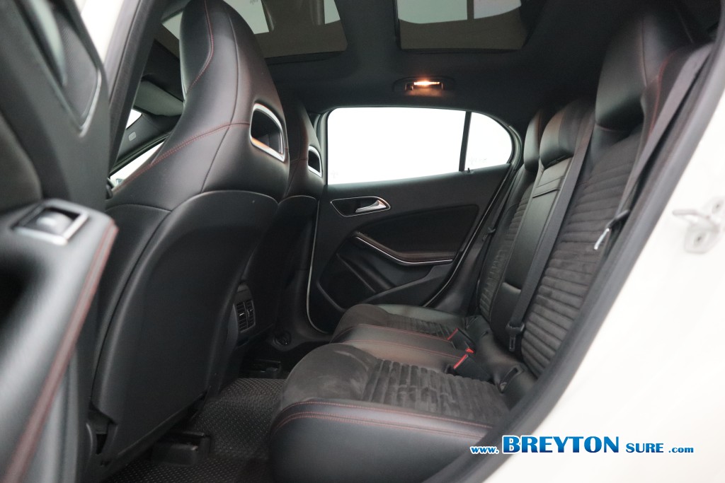 MERCEDES-BENZ GLA-CLASS W156 GLA 250 AT ปี 2017 ราคา 499,000 บาท #BT2025120702 #10