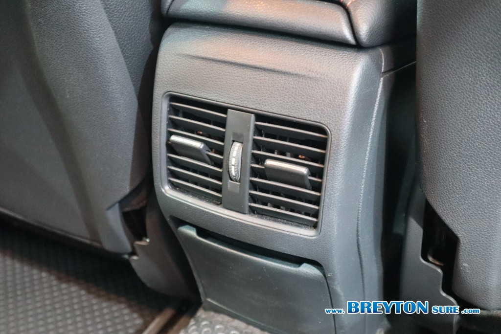 MERCEDES-BENZ GLA-CLASS W156 GLA 250 AT ปี 2017 ราคา 499,000 บาท #BT2025120702 #21