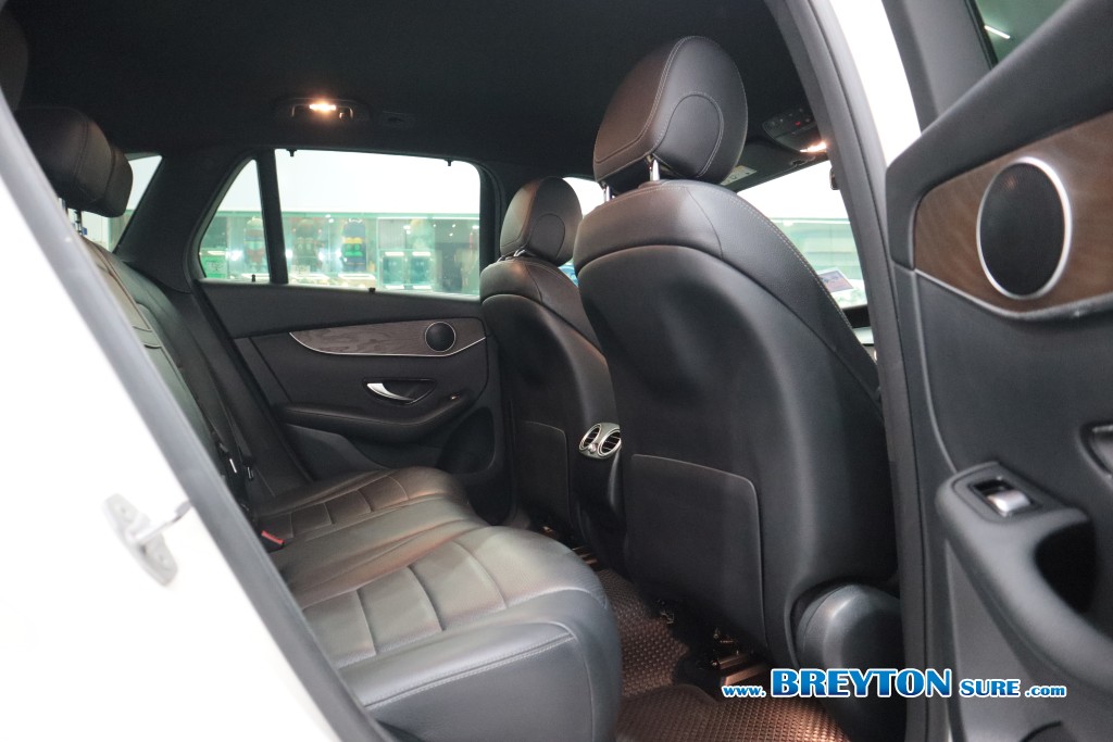 MERCEDES-BENZ GLC-CLASS W253 GLC 220d Off-Road AT ปี 2022 ราคา 1,399,000 บาท #BT2025121301 #9