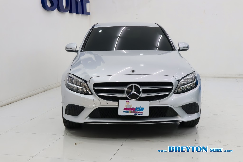 MERCEDES-BENZ C-CLASS W205 C 220d Avantgarde AT ปี 2021 ราคา 989,000 บาท #BT2025121302 #2
