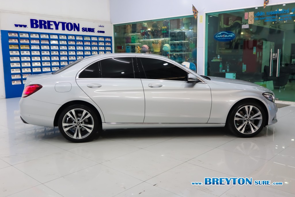 MERCEDES-BENZ C-CLASS W205 C 220d Avantgarde AT ปี 2021 ราคา 989,000 บาท #BT2025121302 #3