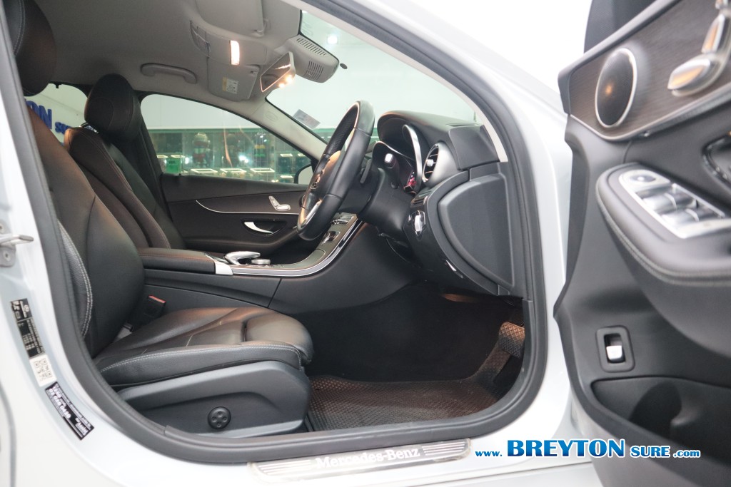 MERCEDES-BENZ C-CLASS W205 C 220d Avantgarde AT ปี 2021 ราคา 989,000 บาท #BT2025121302 #8