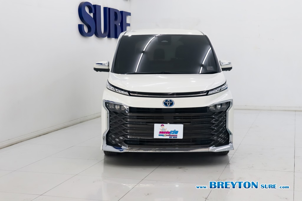 TOYOTA VOXY 1.8 SZ HYBRID AT ปี 2023 ราคา 1,699,000 บาท #BT2025121304 #2