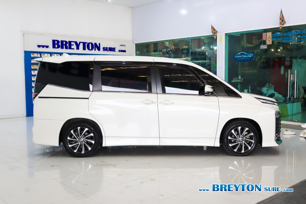 TOYOTA VOXY 1.8 SZ HYBRID AT ปี 2023 ราคา 1,699,000 บาท #BT2025121304 #3