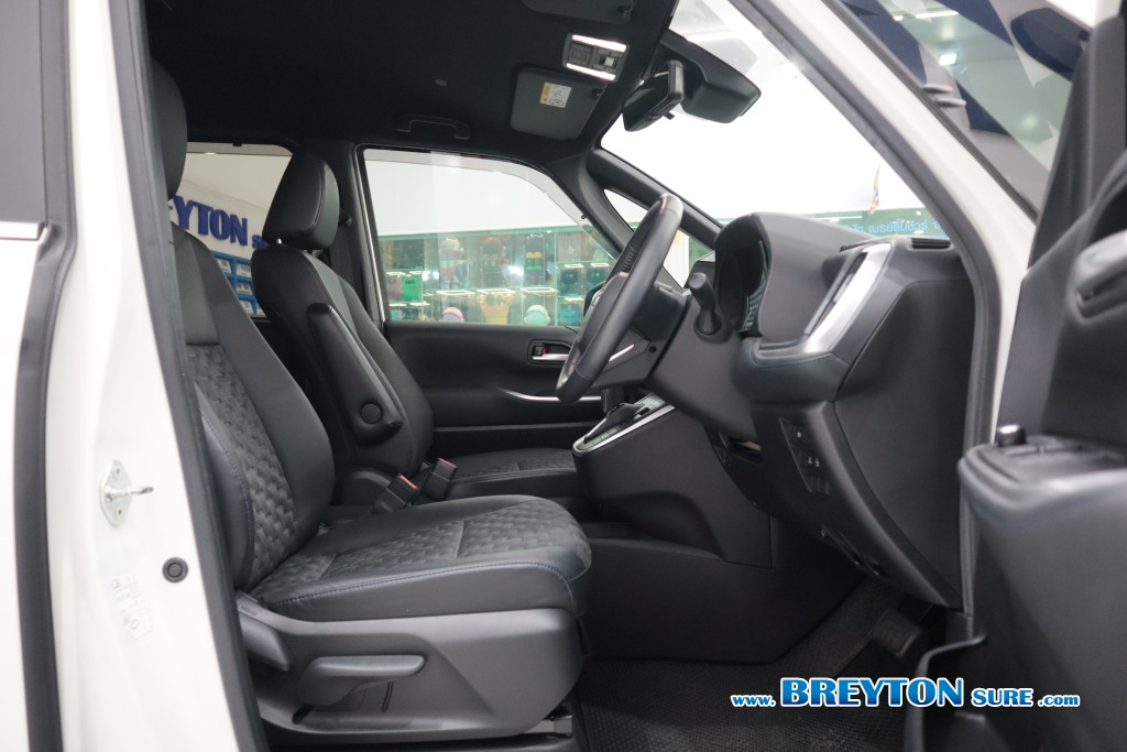 TOYOTA VOXY 1.8 SZ HYBRID AT ปี 2023 ราคา 1,699,000 บาท #BT2025121304 #8